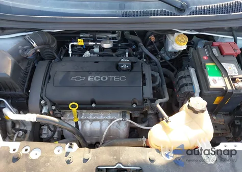 2018 Chevrolet Sonic Lt Auto z USA, uszkodzony, nr VIN 1G1JD5SH7J4112094